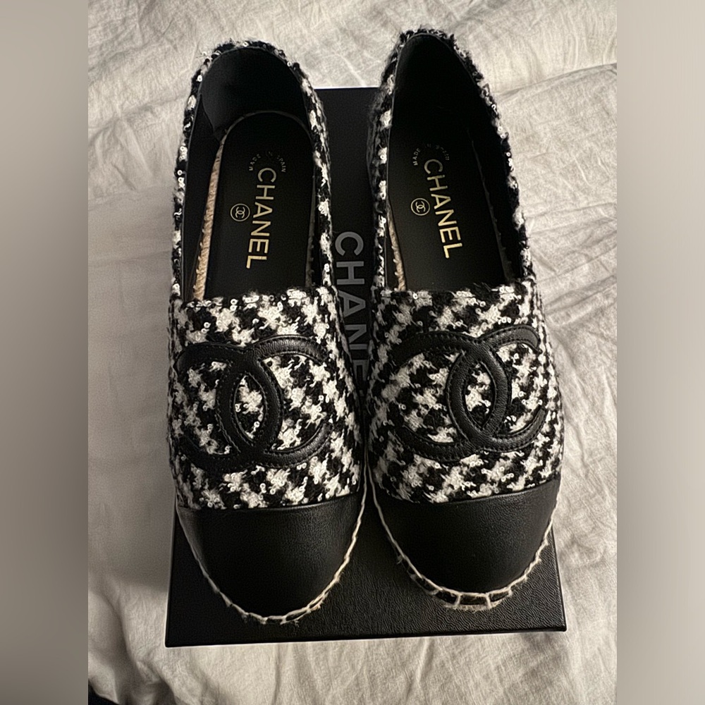 CHANEL Tweed and Sequin Espadrilles in Black and White